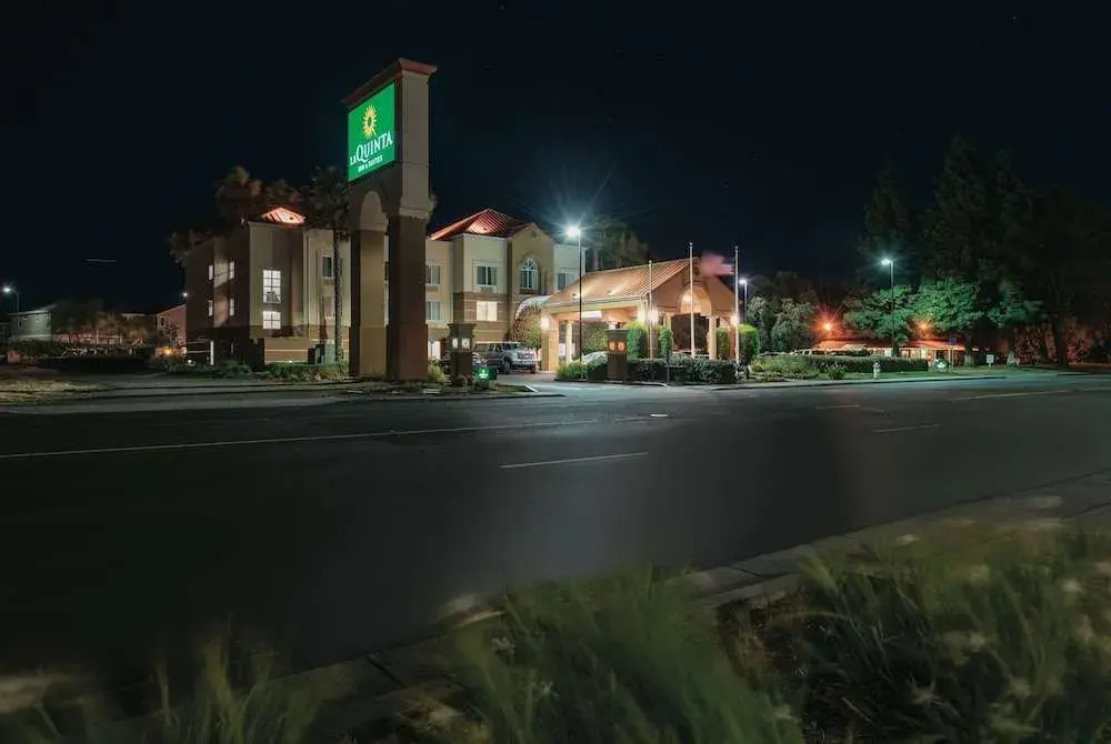 Holiday Inn Express Fairfield - Napa Valley