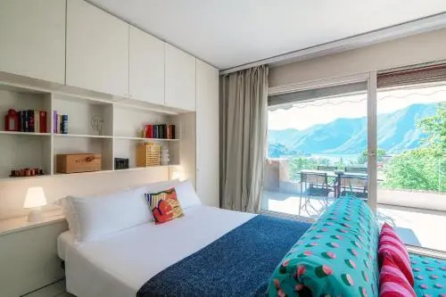Studio-Flat with Lake View
