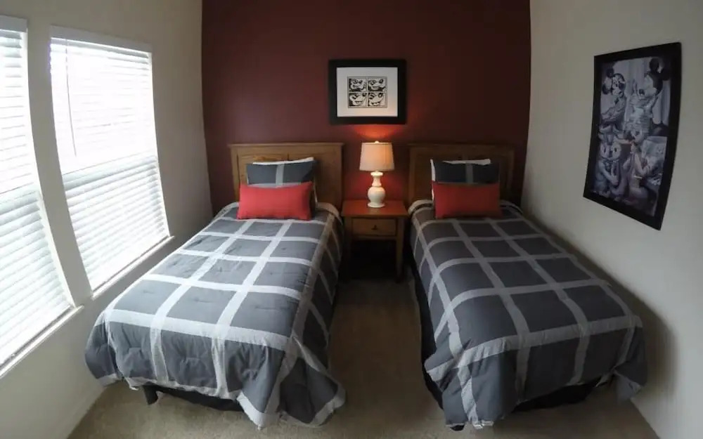 Lucaya 4 Bedrooms 4 Baths Townhome, Spacious Living Room