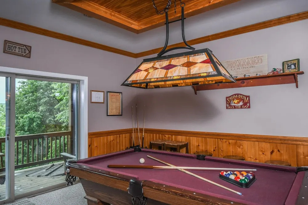 Scenic Overlook 6 Bedroom House