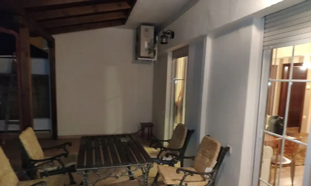 Travell Suite 11