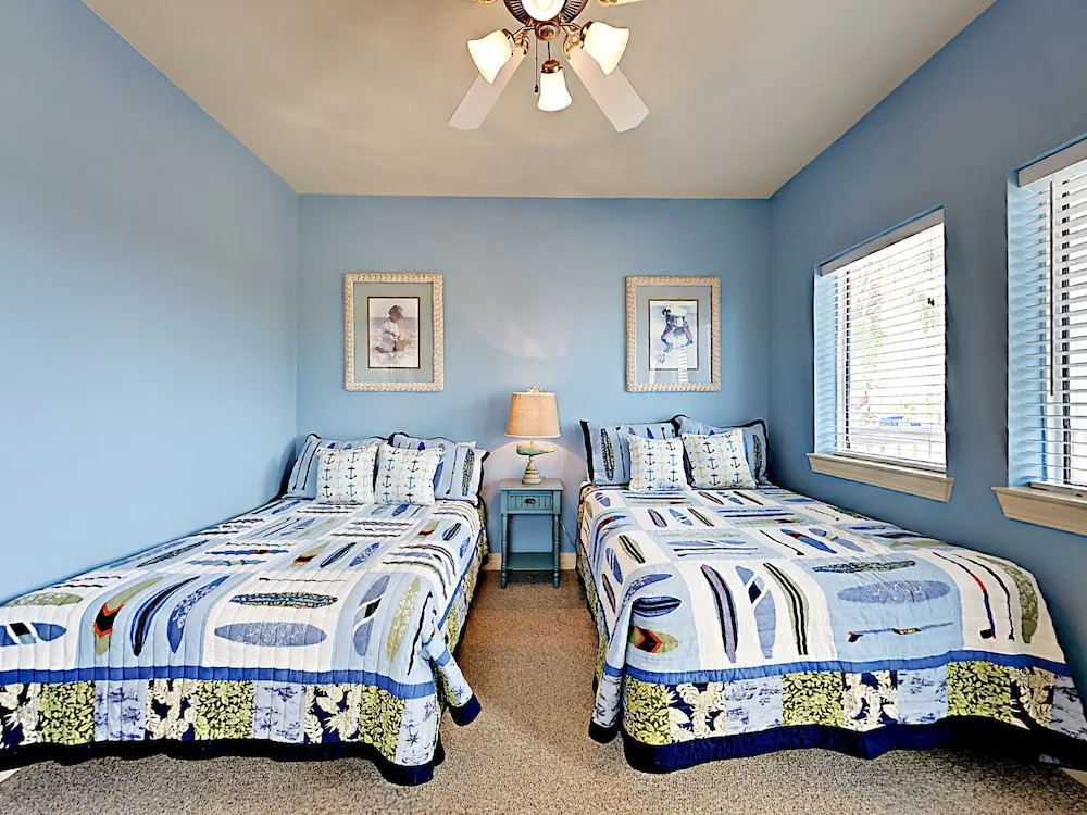 Paradise Palms - Four Bedroom Home