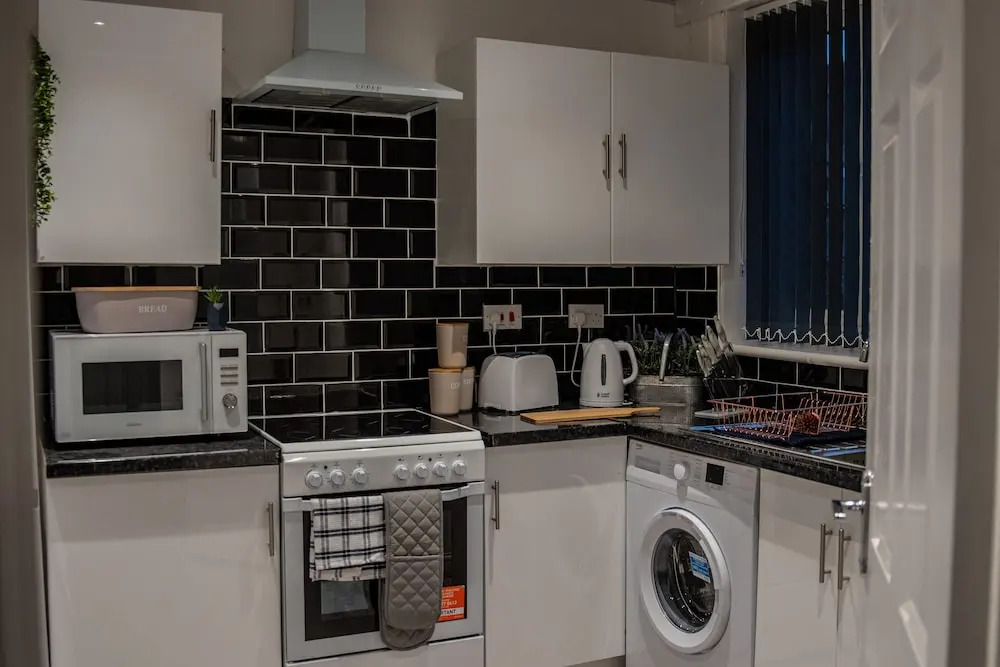 BV Comfy Spacious 3 Bedroom House At Tatton Street Manchester