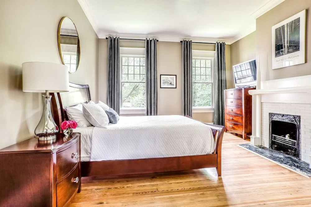 Intown Craftsman
