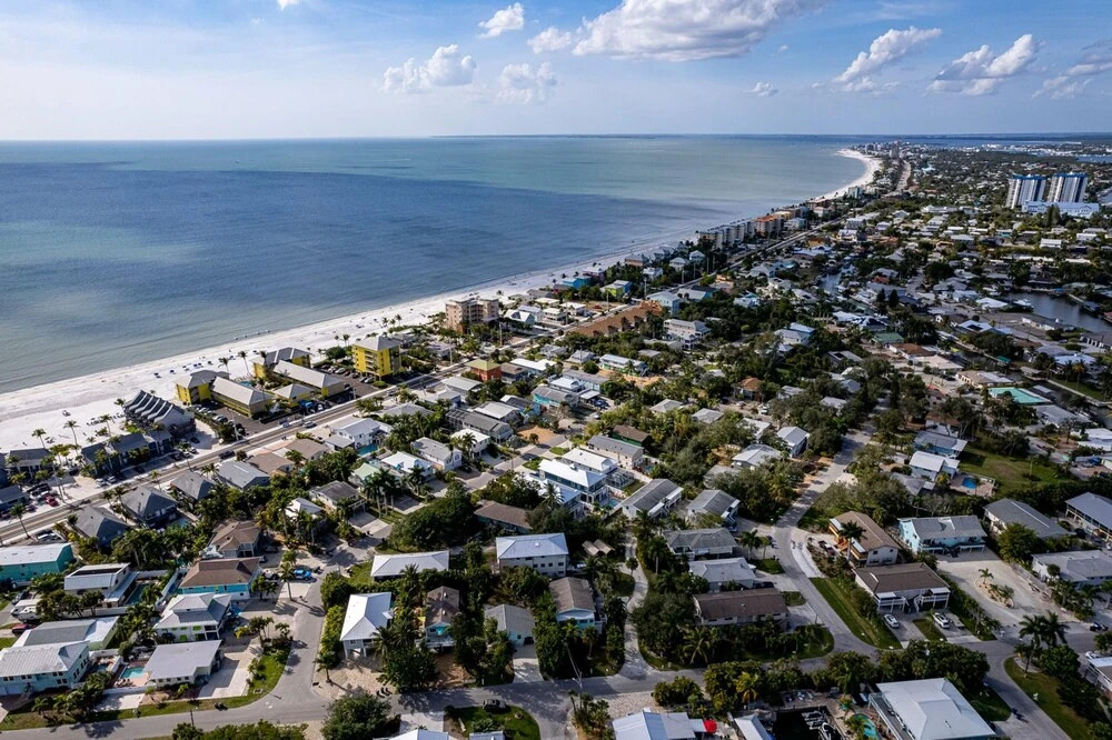307 Lazy Way Island Life Suite - Top by Coastal Vacation Properties