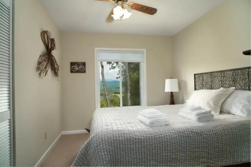 Journey House · Enjoy the View in the Journey House