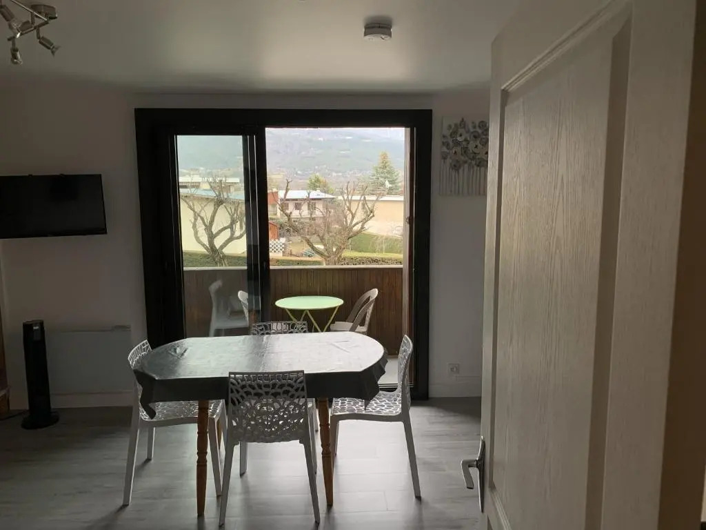 Appartement agréable à deux pas du plan d'eau