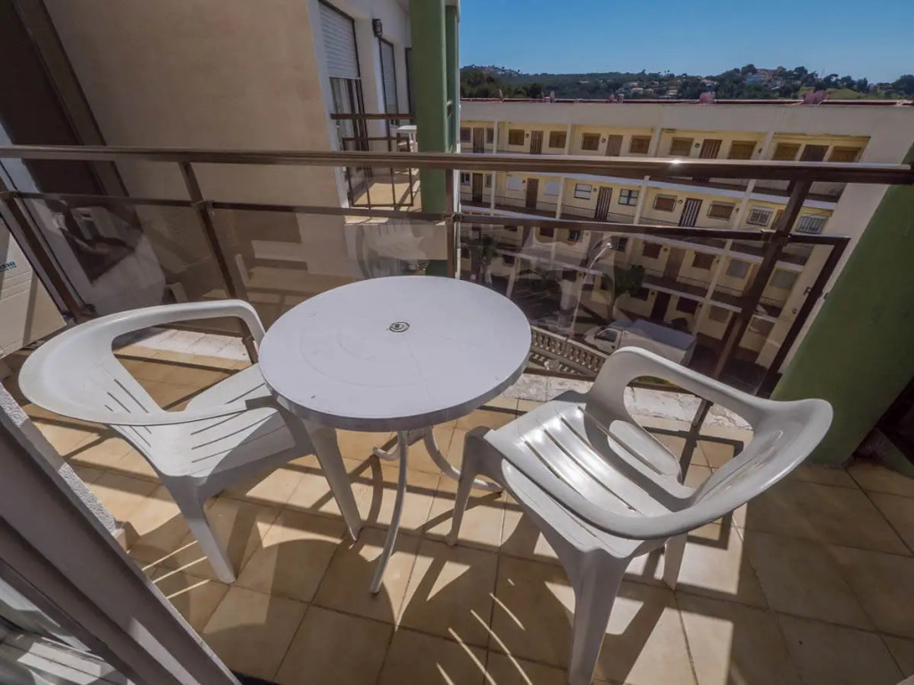Apartamentos AR Melrose Place