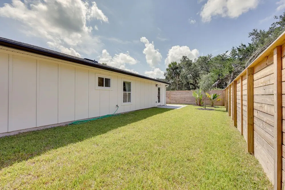 St Augustine Home w/ Patio - 1 Mi to Beaches!