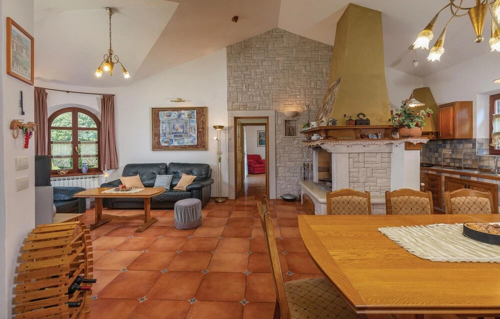 Amazing Home In Belavici With Sauna