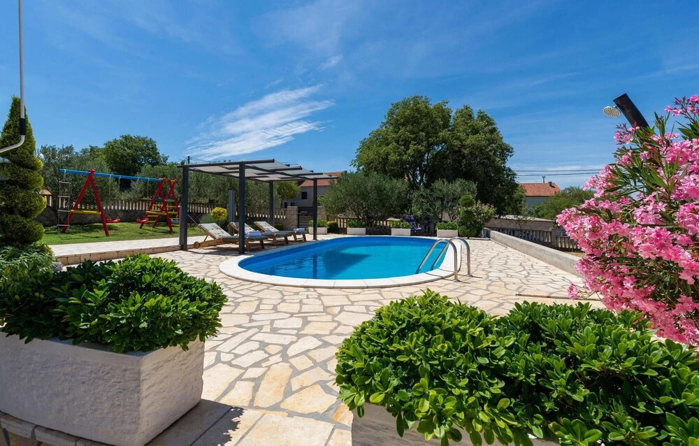 Amazing Home in Krusevo With Wifi and 2 Bedrooms