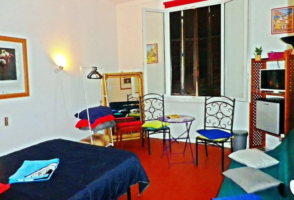 Bastia-Room
