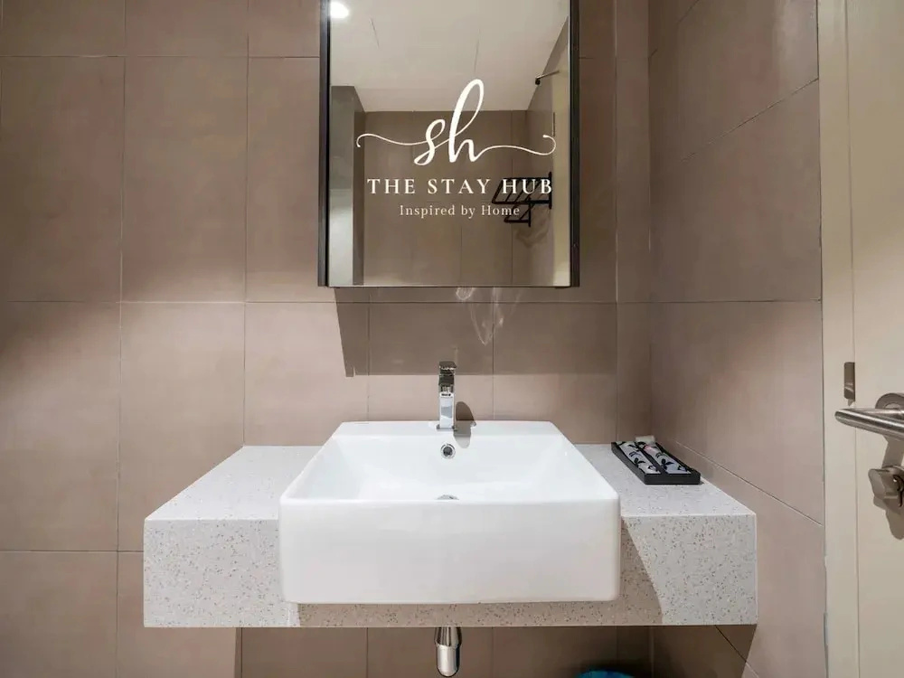 Paxtonz Luxe Suites by The Stay Hub