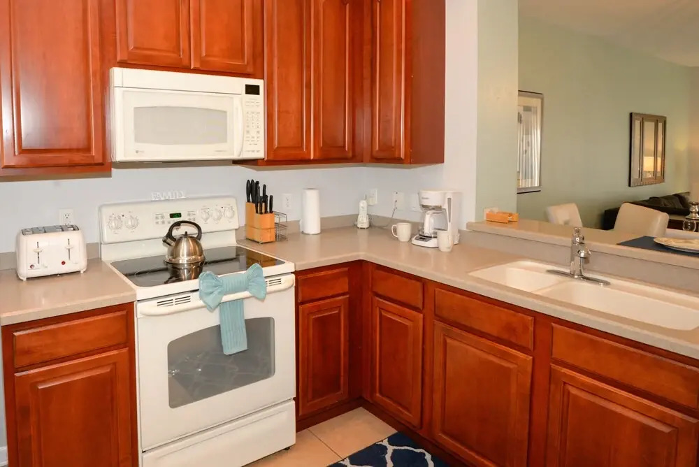 Oasis Escape Townhome 3 Bedroom Condo by Redawning