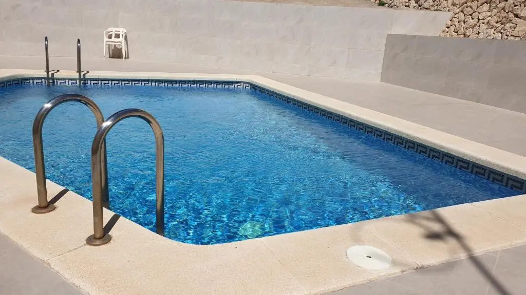 A005 - Ático dúplex en el centro de Altea con vistas parciales al mar
