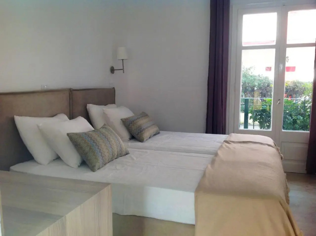 Stavros Beach Hotel