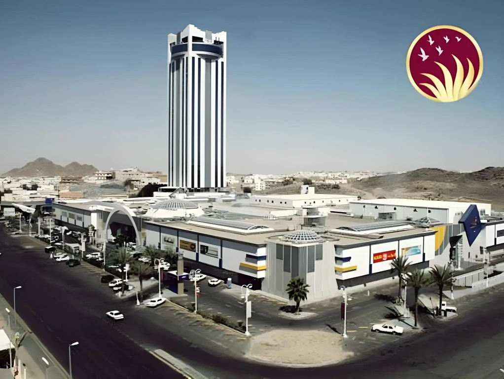 Awaliv Hotel
