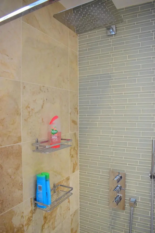 2 Bedroom Apartment With Terrace