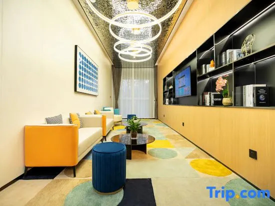 Starway Hotel (Zhengzhou Zhongyuan Wanda Plaza Municipal Central Hospital)