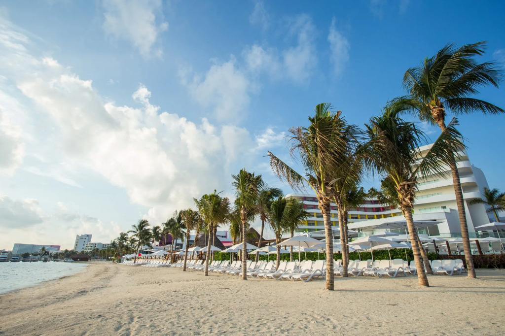 Temptation at The Tower Cancún Resort
