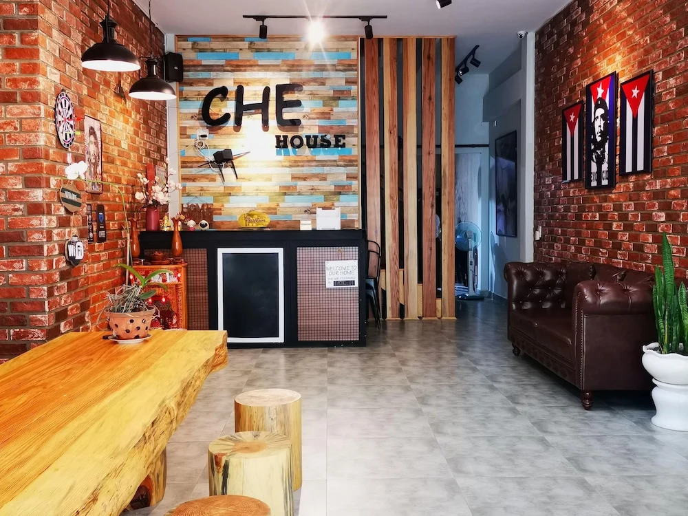 Dalat Che House