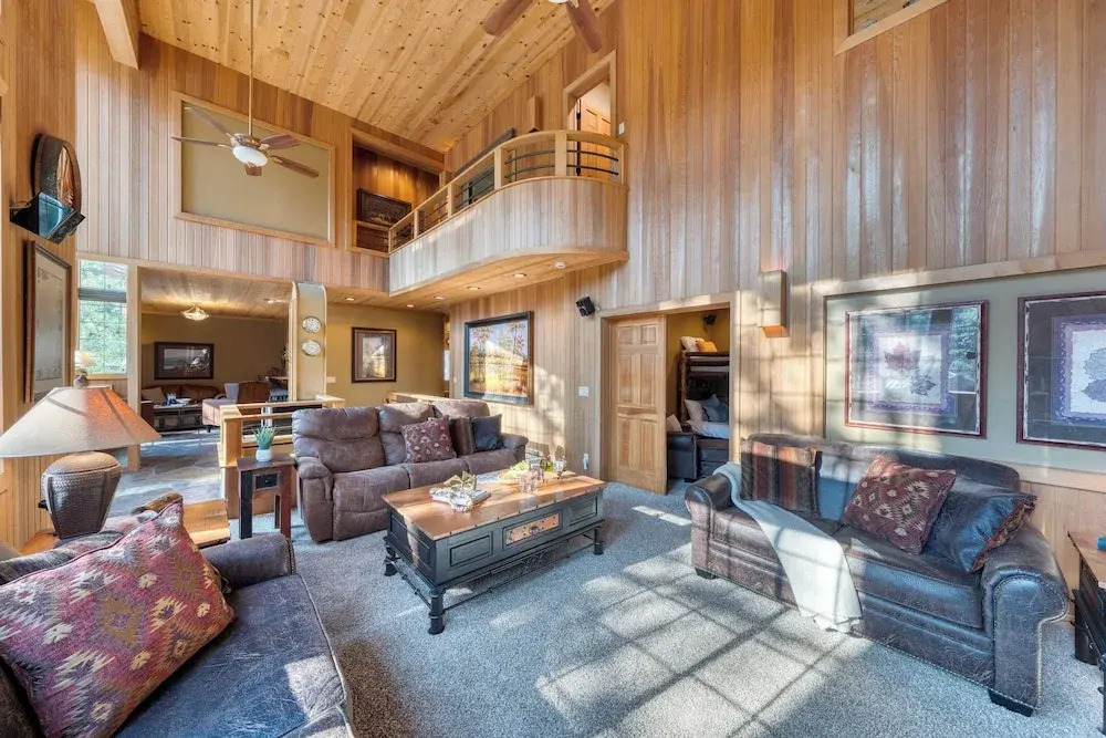Northstar Haven by Avantstay Cozy-chic Retreat Near Lake Tahoe & Downtown Truckee