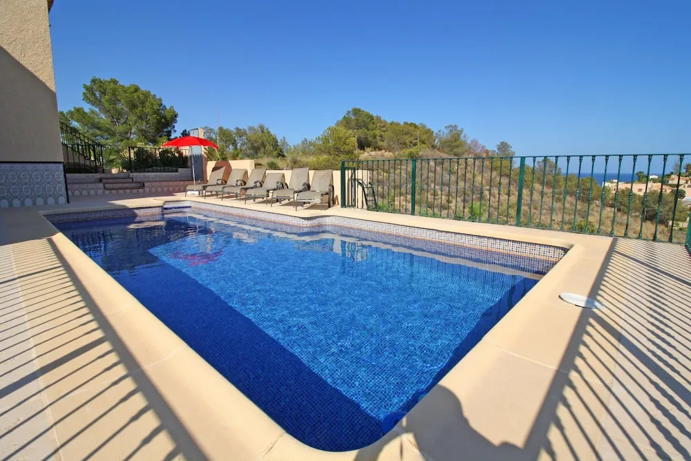 Villa Las Rocas