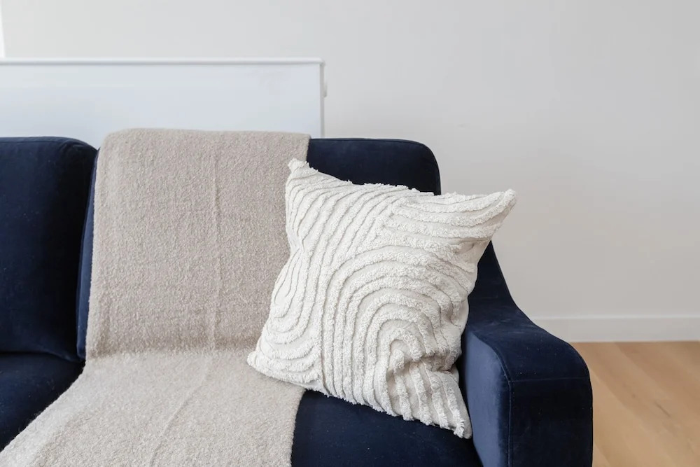 Stylish 2BR 2BA by the Heart of Soho