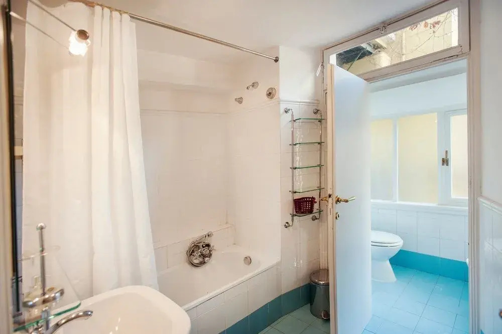 Croce Apartments