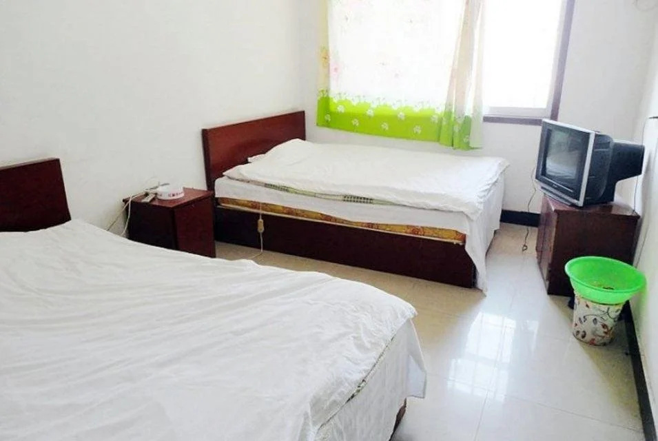 Yishui Sun & Moon Inn