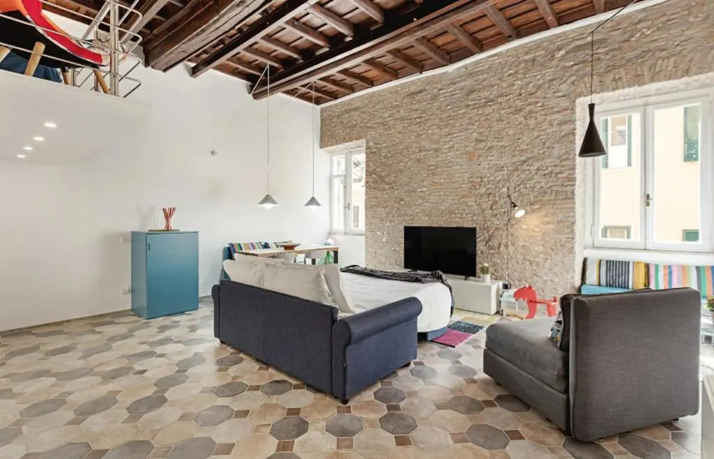 Sleek flat 4 guests 450mt from the Colosseum