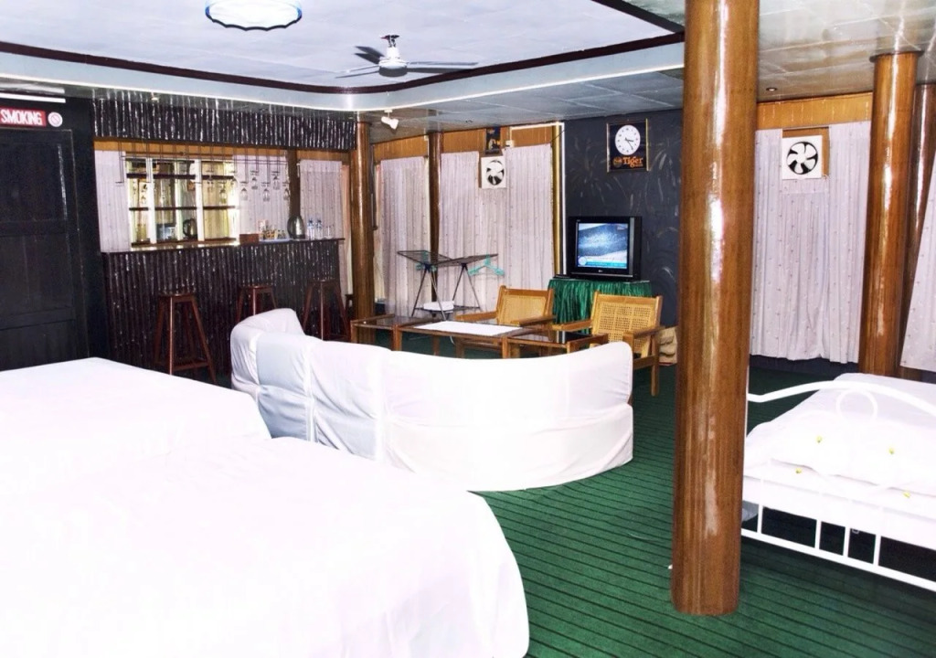 Than Lwin Hotel