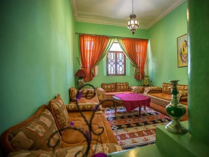 Las Palmeras Guest House