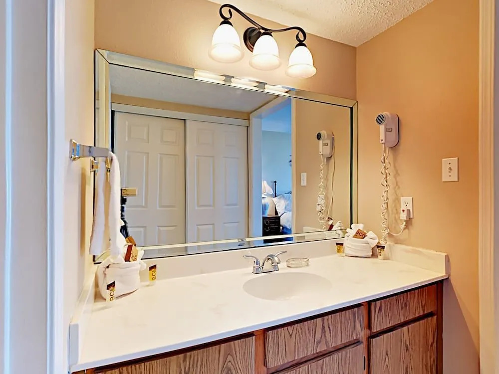4400 Gulf Blvd Condo Unit 308