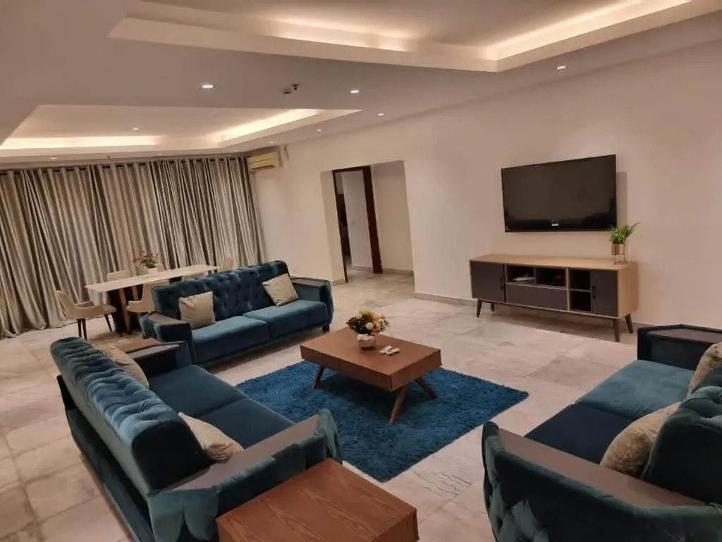Luxury 3 bedroom apartment ikoyi with gym and pool