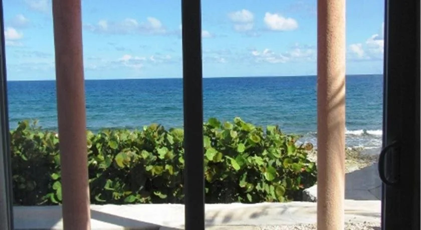 Cayman Breakers