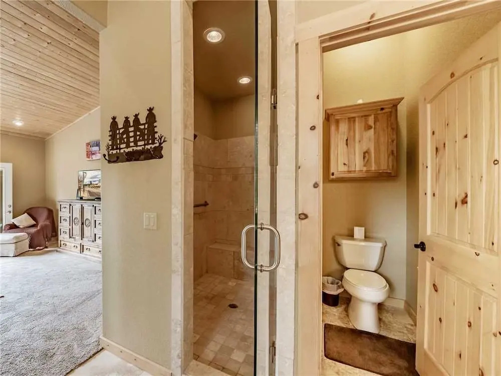 Heavenly Pines - Three Bedroom Cabin with Hot Tub