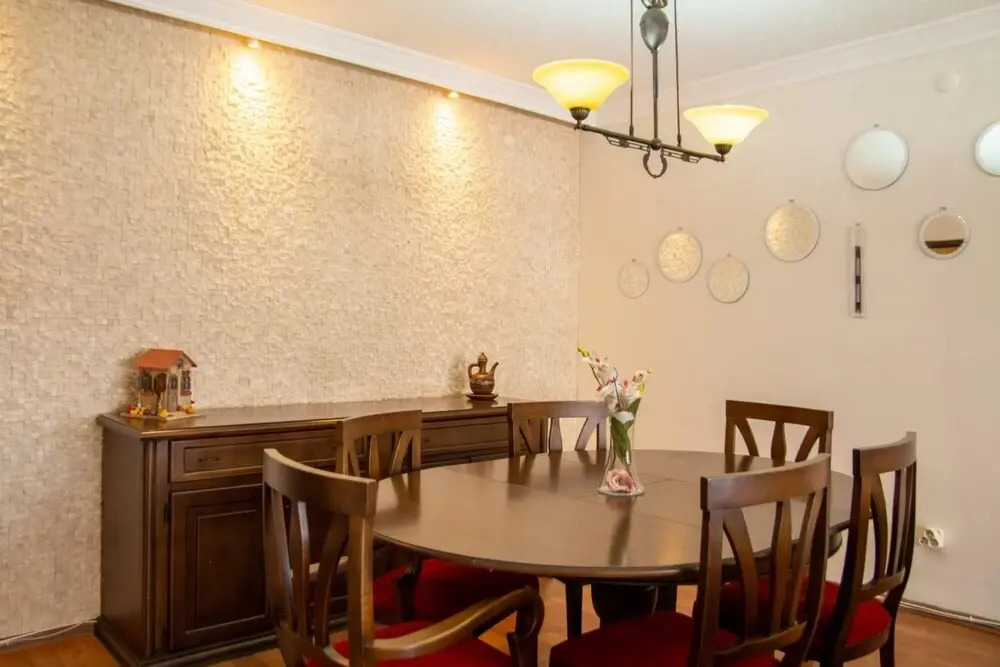 Vibrant Flat Near Trendy Attractions in Karsiyaka