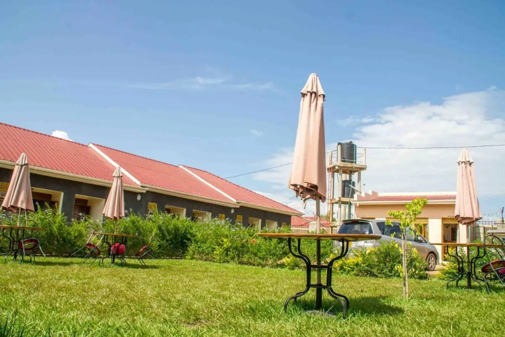 Airfield View Motel