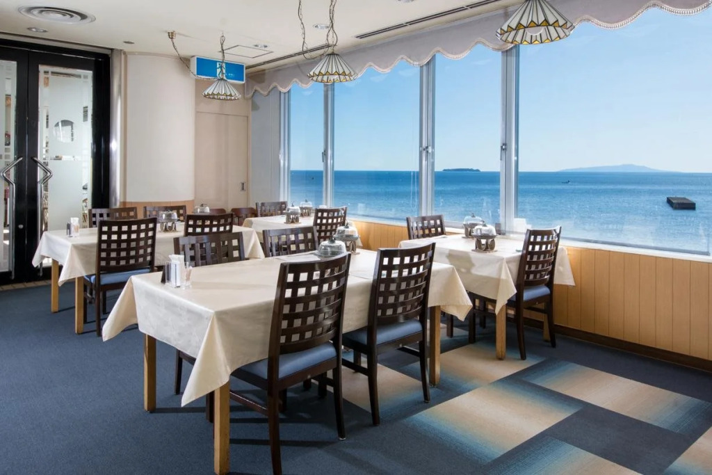 Wisterian Life Club Atami