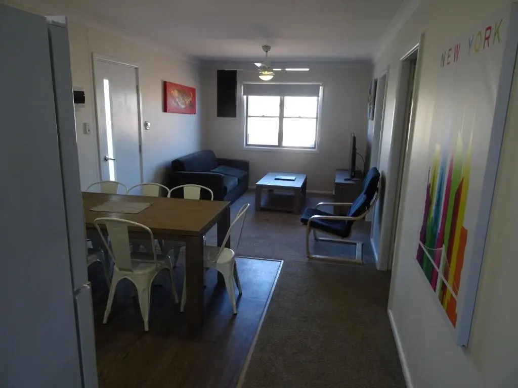Centrepoint Motel