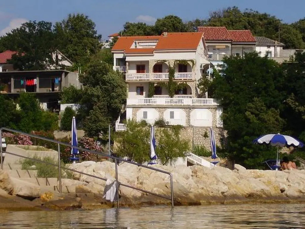 Apartments Albina