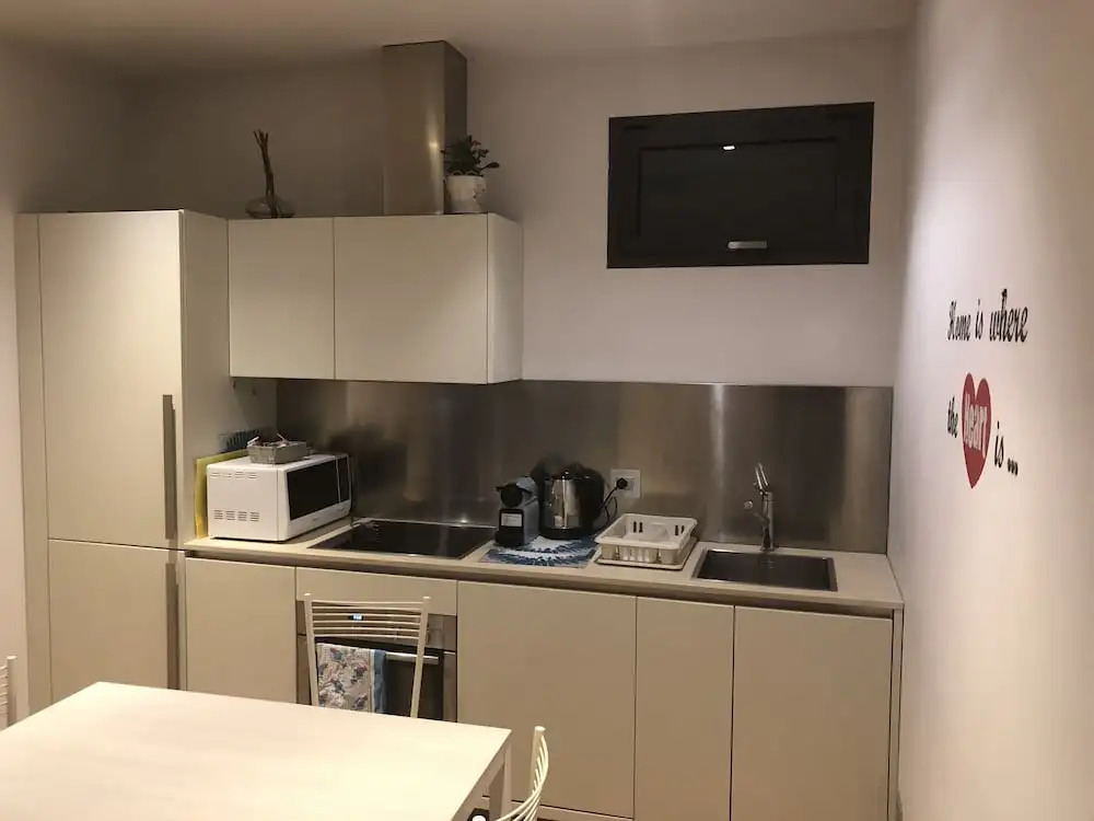 Hella Urbana 152