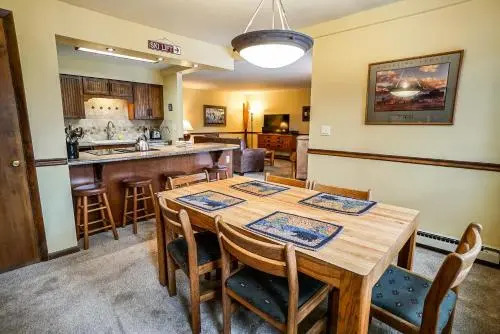 Park Place 102C