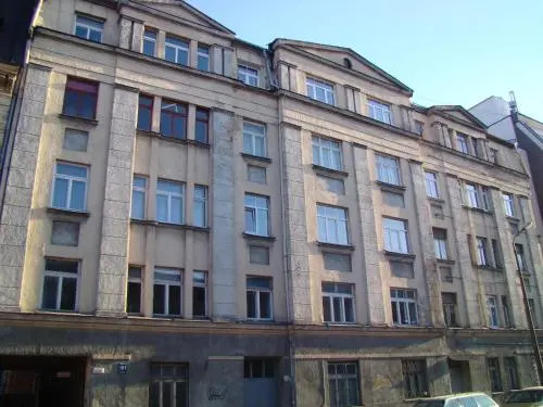 Elegant Apartment