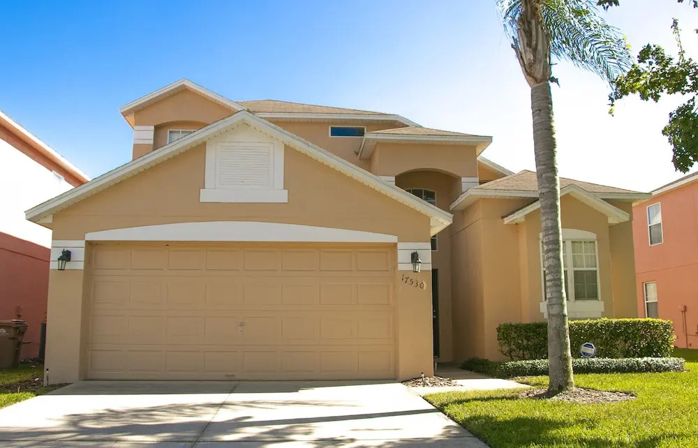 Clermont Pool Homes by RMG - Clear Creek