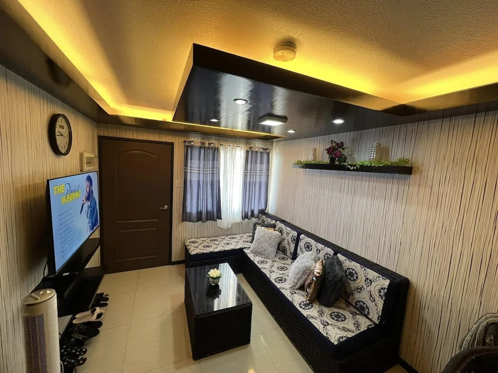 One Oasis Condo 2 BR Near SM City Davao