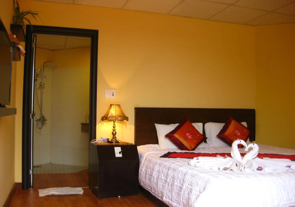 Ngõ Nhỏ Hotel