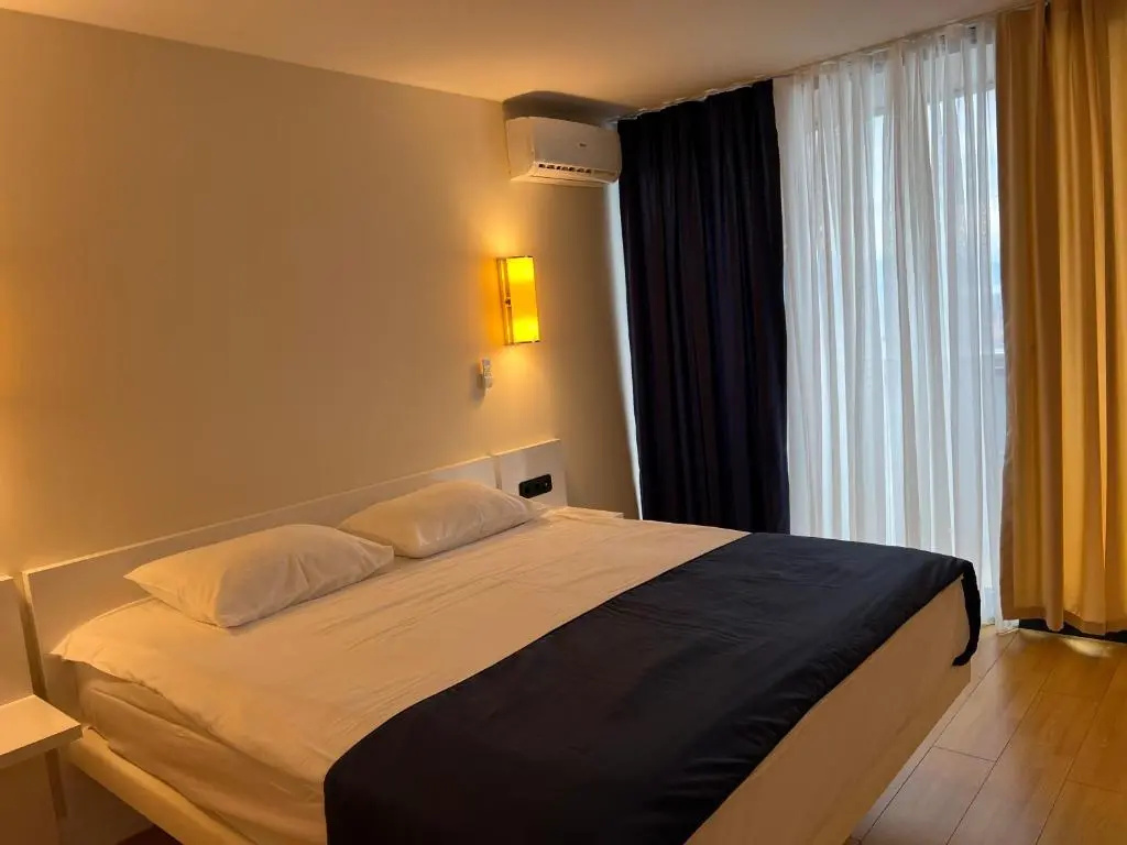 Orbi City apartment 40 этаж