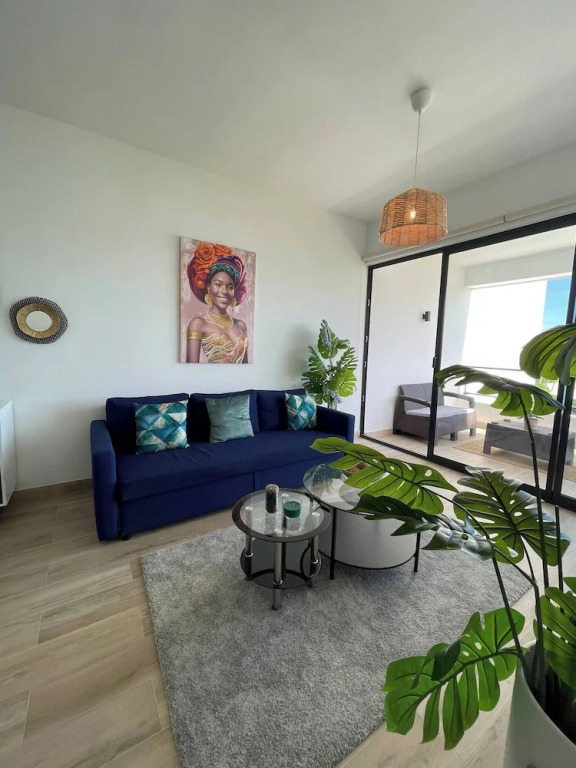 Elegant Apartment in Thebeach